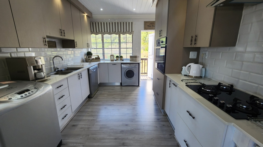 3 Bedroom Property for Sale in Vakansieplaas Western Cape